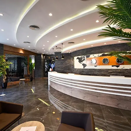 Ξενοδοχείο Grand Sapphire 4*