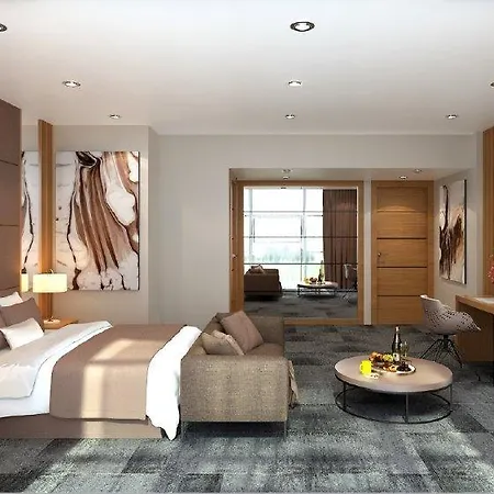 Grand Sapphire 4*