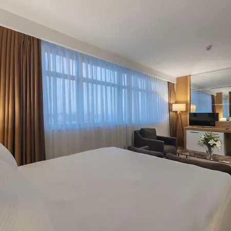 Hotel Grand Sapphire