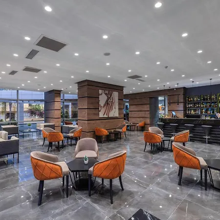 Hotel Grand Sapphire 4*