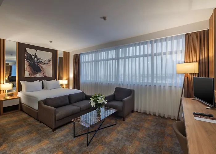 Grand Sapphire Hotel 4*